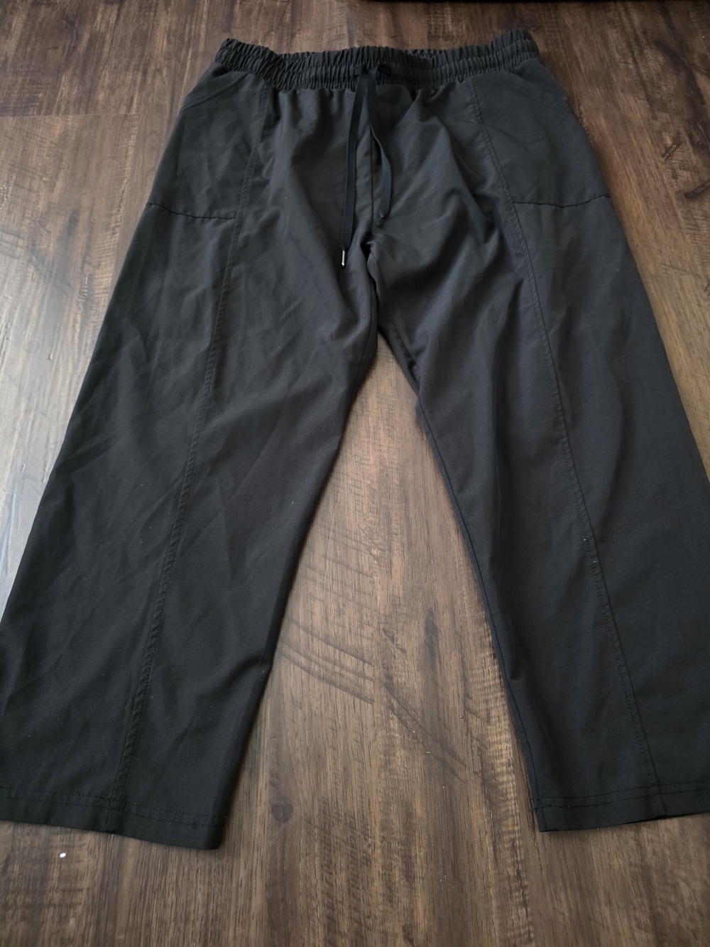 Daisy Fuentes Women's Black Relaxed Drawstring Pants - Picture 2 of 6